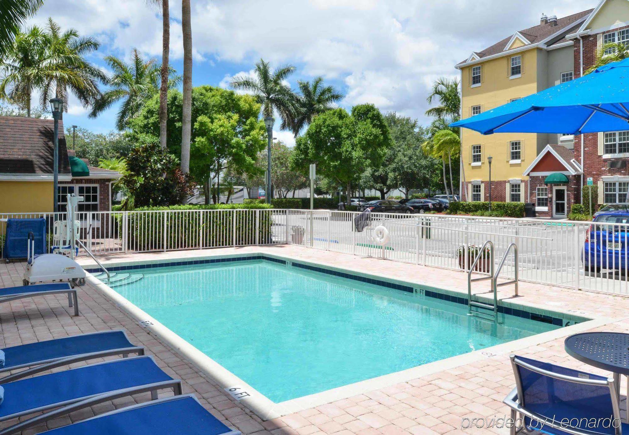 Towneplace Suites Miami West Doral Area Esterno foto